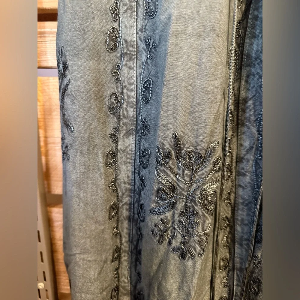Double Dyed Renaissance Dress - Picture 14 of 14